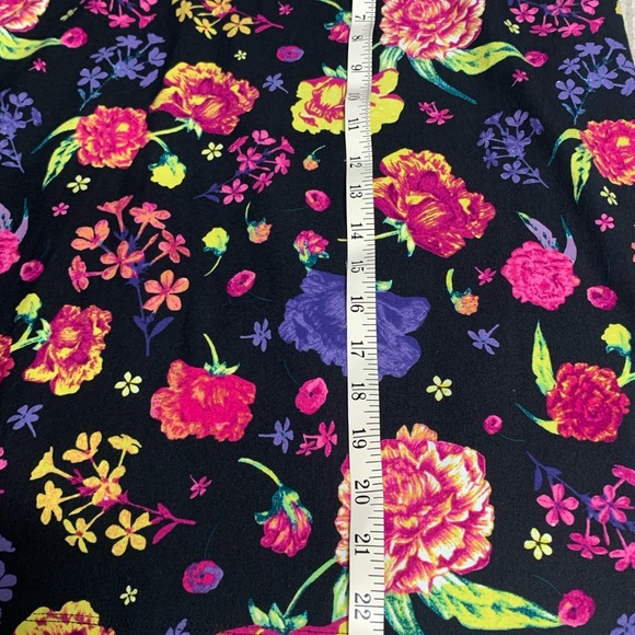 Torrid X Betsey Johnson Floral Print Mini Skirt Plus Size 4 4X NWT Limited Print - Picture 10 of 13